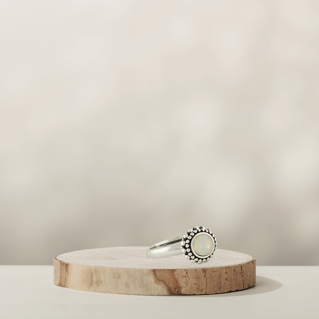 Flower Ring Silber mit Swarovski White Opal – COUNTRY HIGH