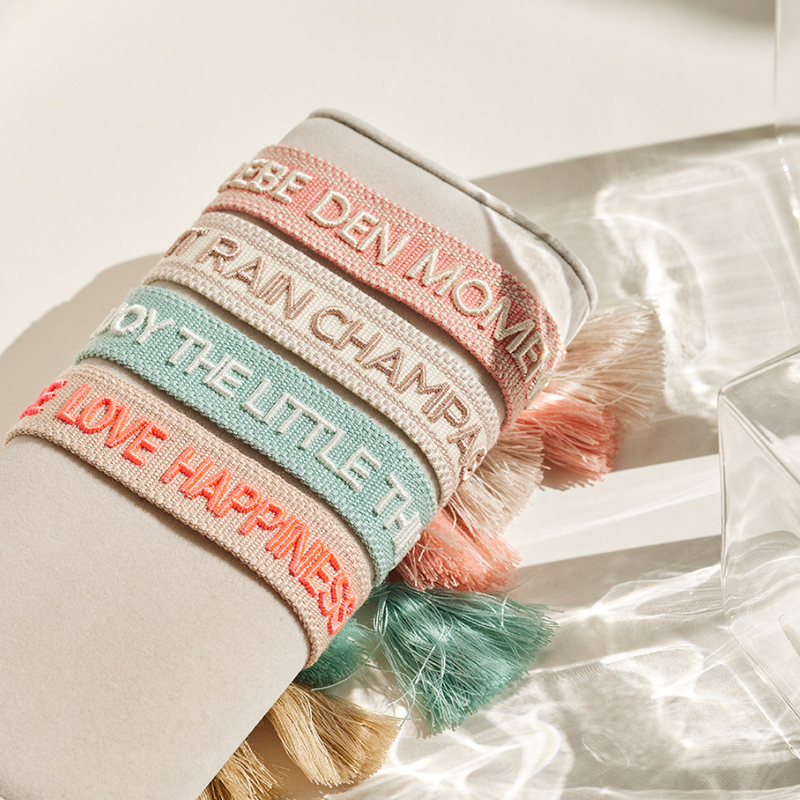 Enjoy the little Things | Statement Armband