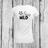 Stay Wild | T-Shirt V-Ausschnitt | Girls