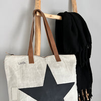 Shopper | Black Star